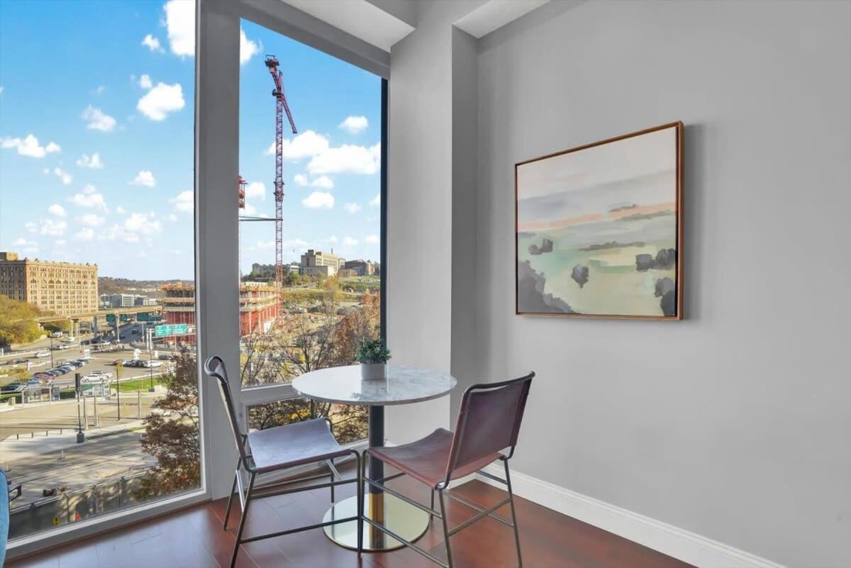 פיטסבורג Cozysuites Posh 1Br, Ppg Paints Arena, Pitts מראה חיצוני תמונה